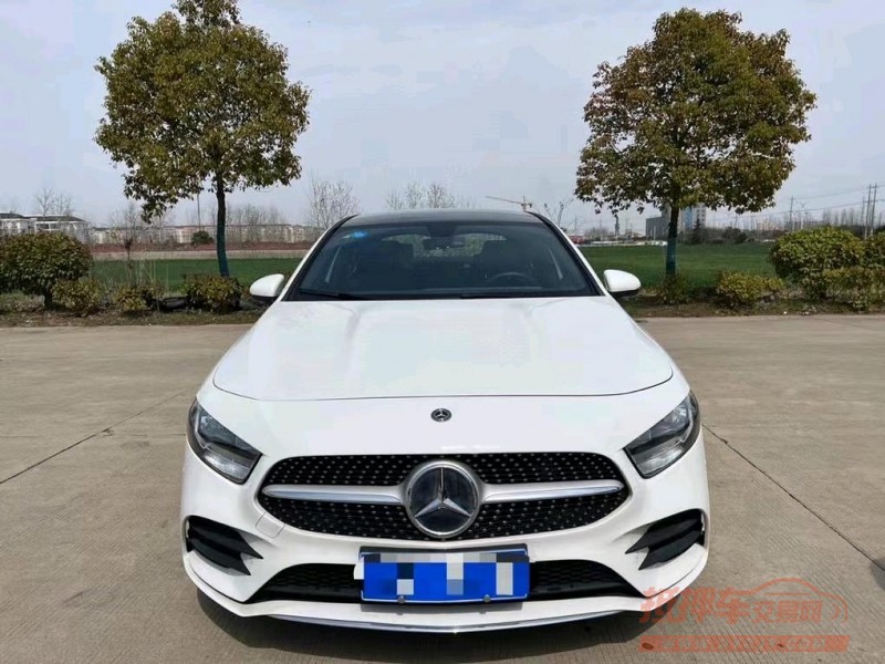 盐城19年奔驰A1