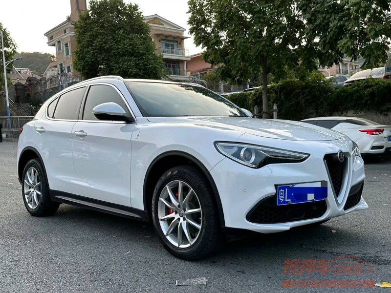 广州18年阿尔法·罗密欧Stelvio2