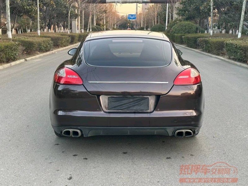 徐州13年保时捷帕拉梅拉9