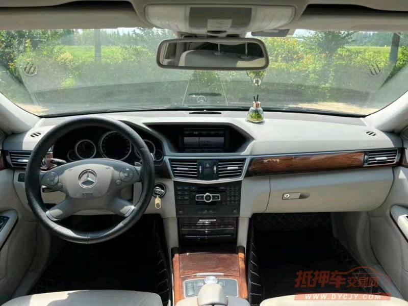 盐城13年奔驰E7