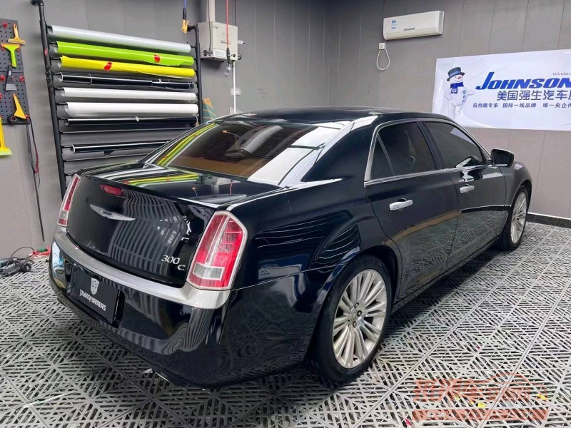 枣庄14年克莱斯勒300C5