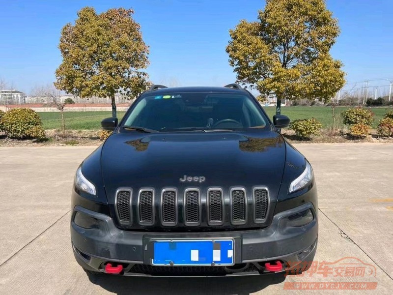 盐城16年Jeep自由光8