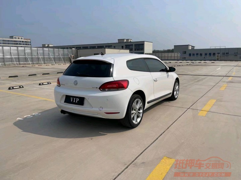 嘉兴12年大众尚酷8