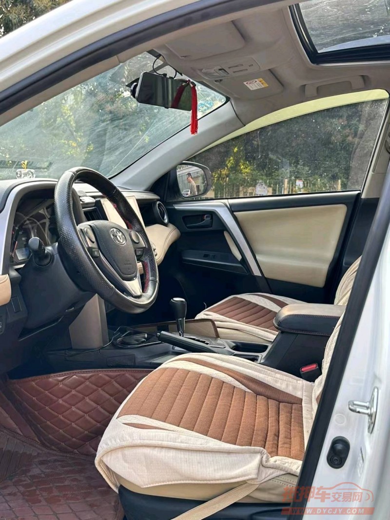 广州17年丰田RAV4荣放6