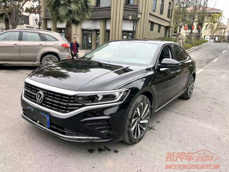 重庆22年大众帕萨特5