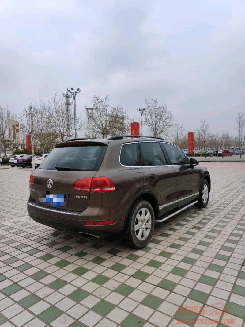 北京12年大众途锐8