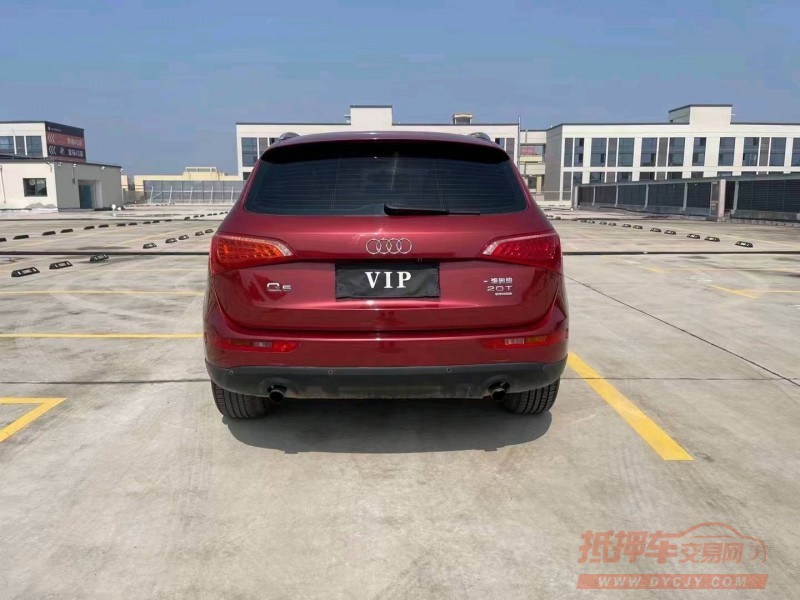 嘉兴12年奥迪Q55