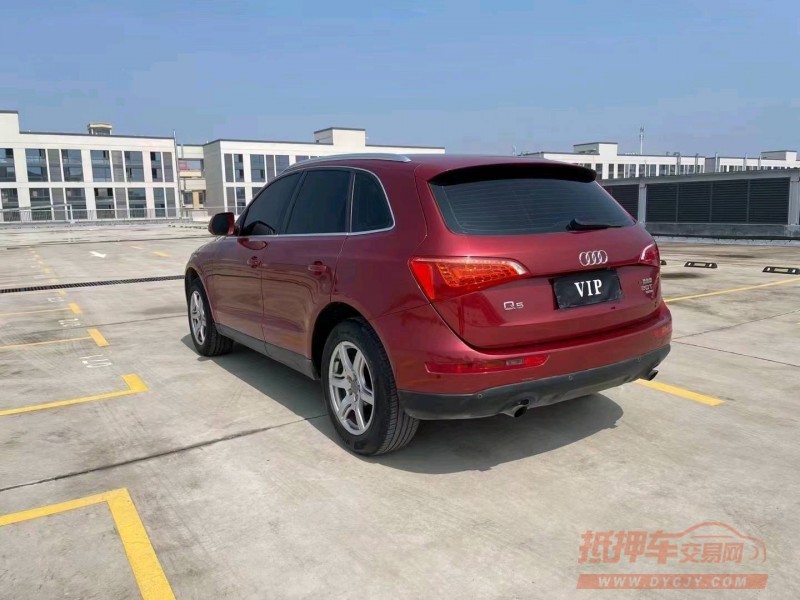 嘉兴12年奥迪Q54