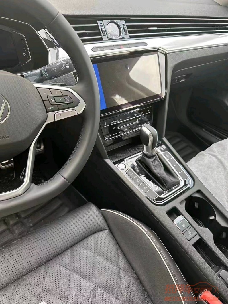 潍坊23年大众迈腾4