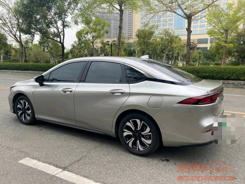 济南22年传祺埃安8