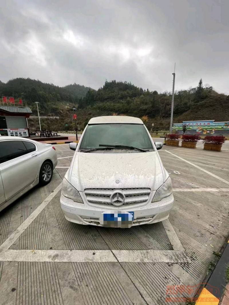 枣庄13年奔驰威霆1
