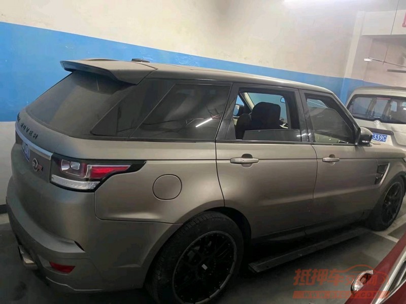 重庆16年路虎揽胜运动3