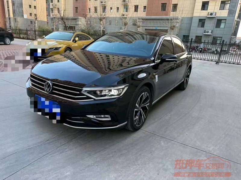 邯郸22年大众迈腾4