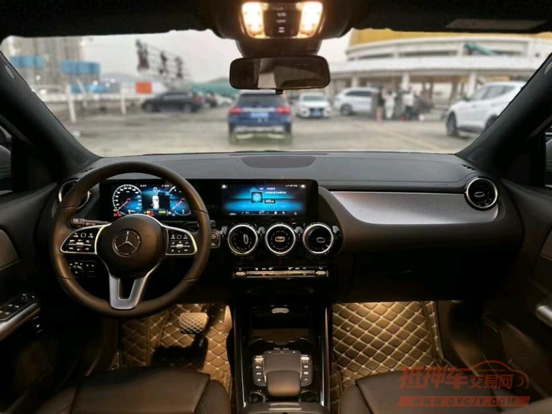 东莞22年奔驰GLA5