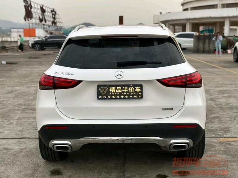 东莞22年奔驰GLA9