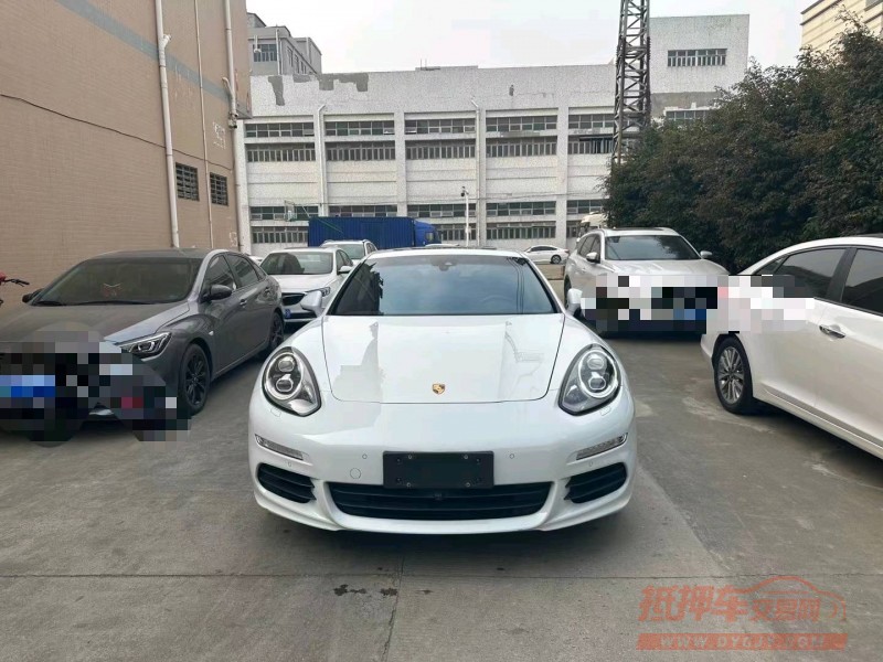 东莞16年保时捷帕拉梅拉1