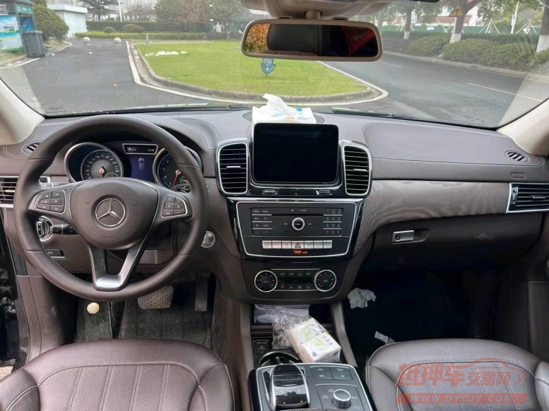 苏州17年奔驰GLE5