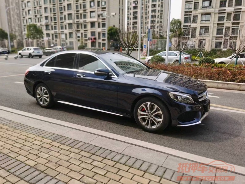 苏州18年奔驰C2
