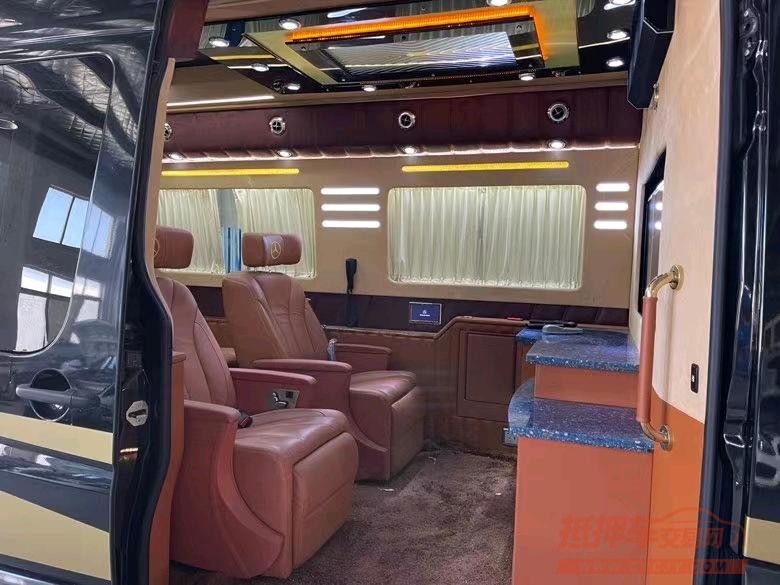 盐城16年奔驰斯宾特7