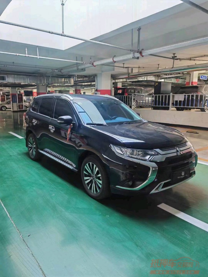 济南21年三菱欧蓝德8