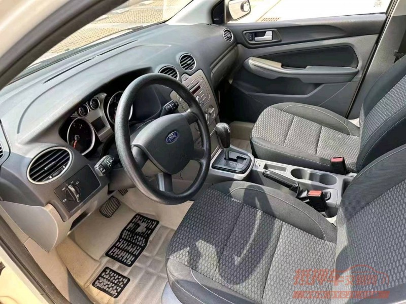 广州16年福特福克斯4