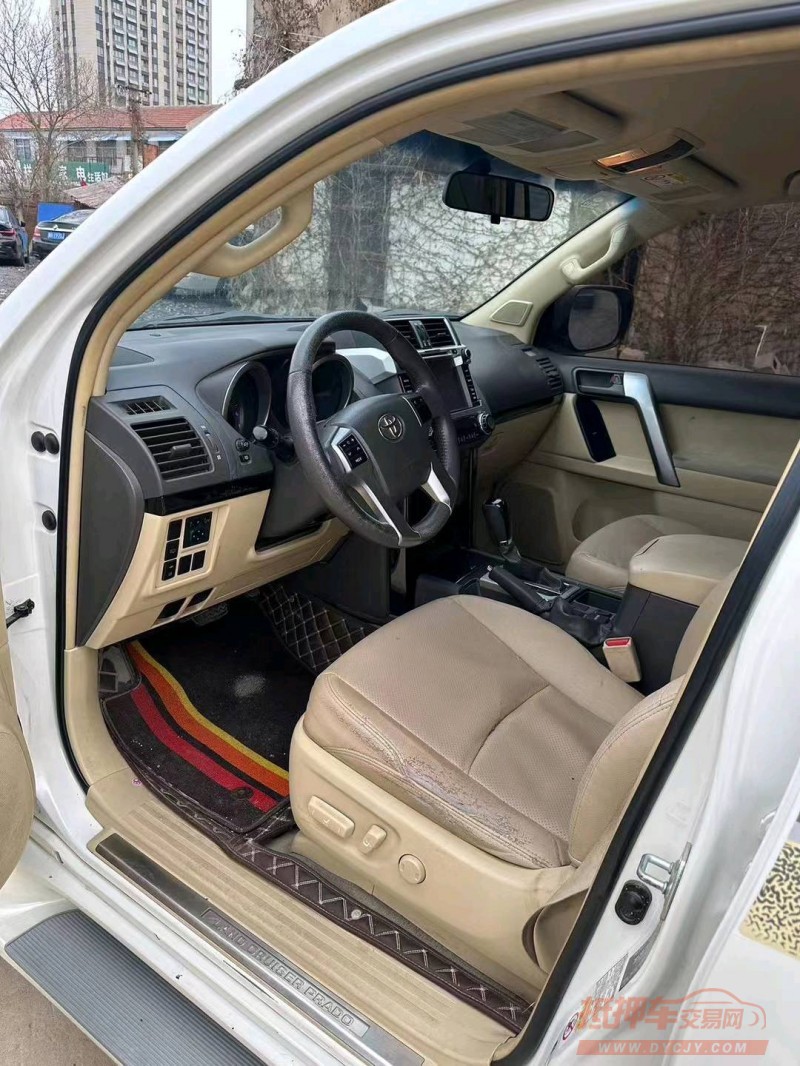 济宁14年丰田普拉多7