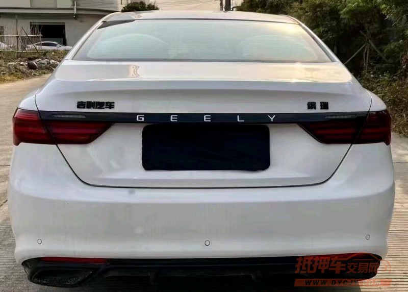 珠海22年吉利缤瑞4