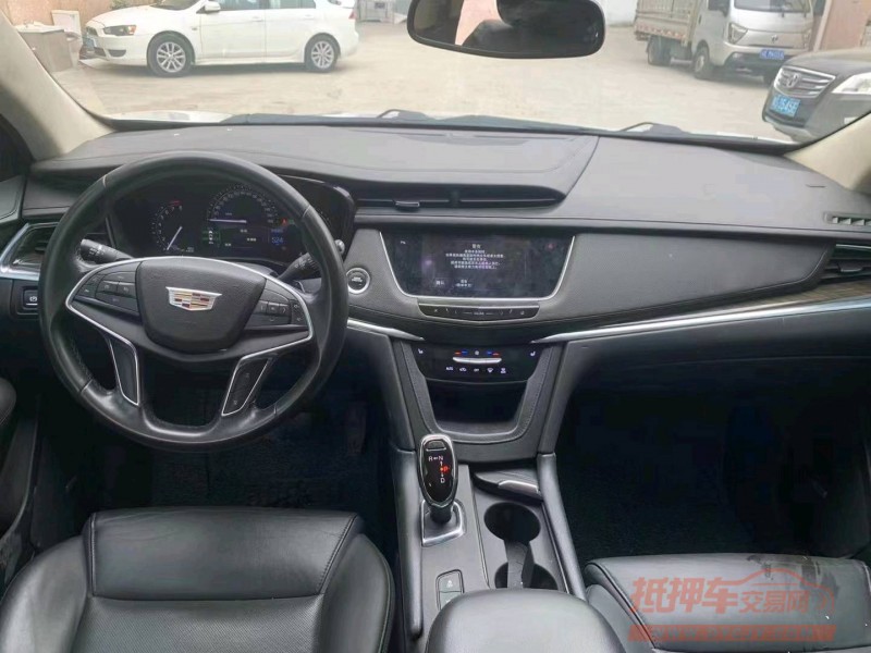 珠海17年凯迪拉克XT58
