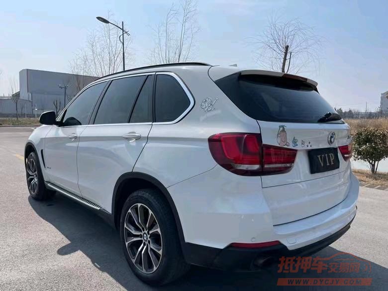 盐城16年宝马X58