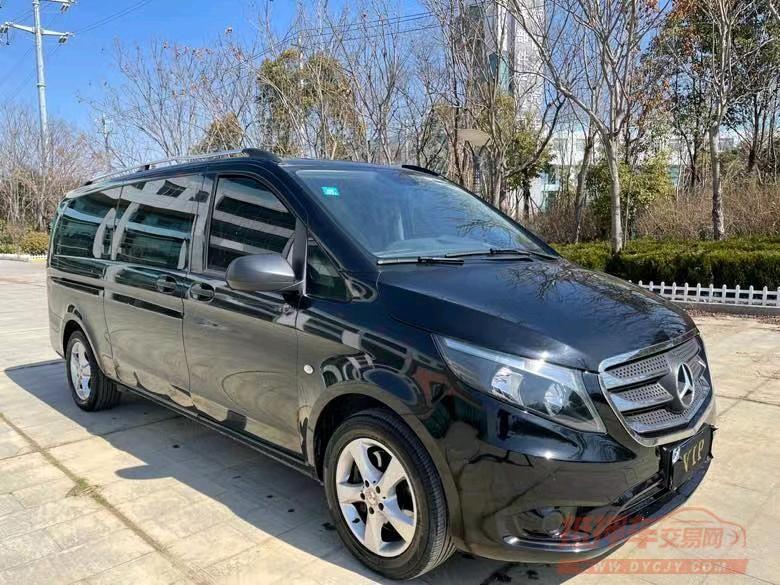 盐城17年奔驰威霆3