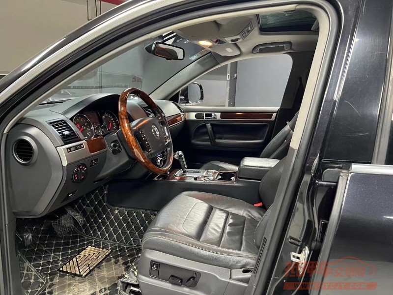 成都08年大众途锐2