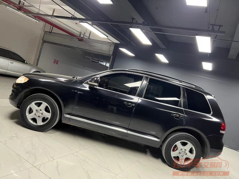 成都08年大众途锐4