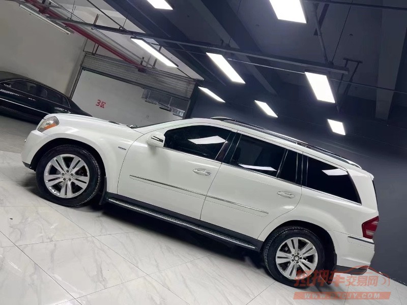 成都11年奔驰GL5