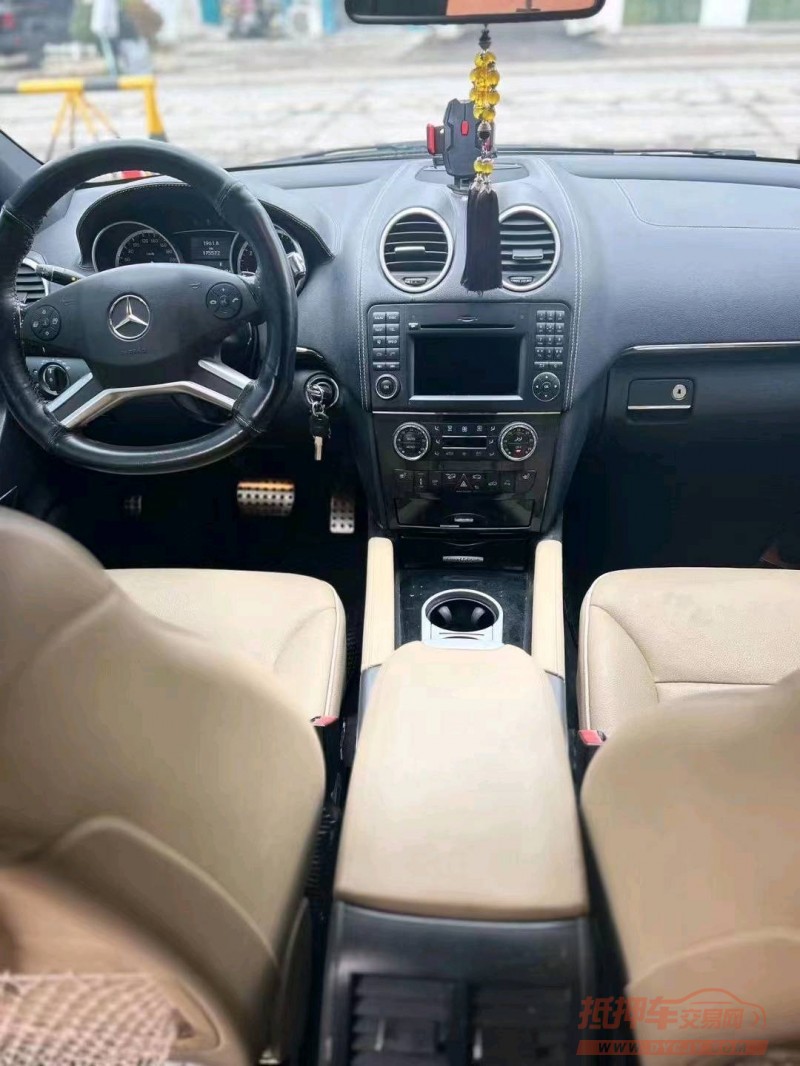 淮南11年奔驰ML9