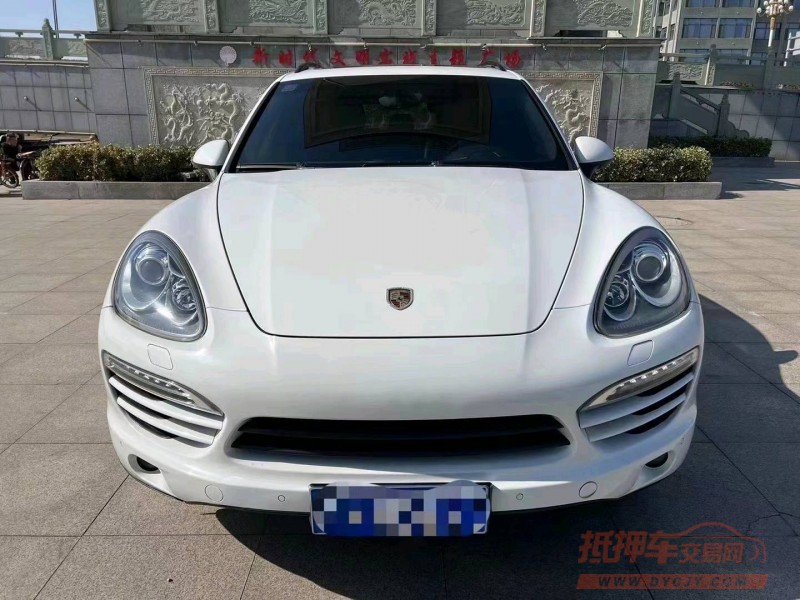 枣庄13年保时捷卡宴1