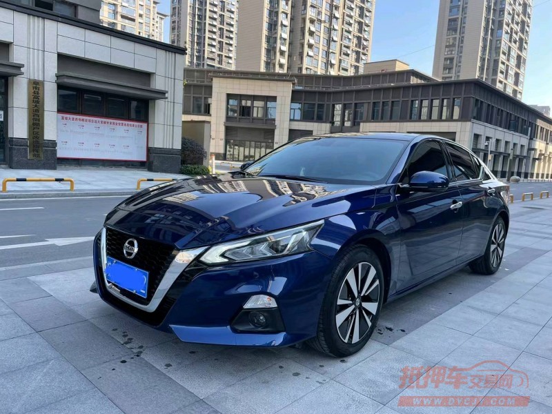 淮南22年日产天籁3