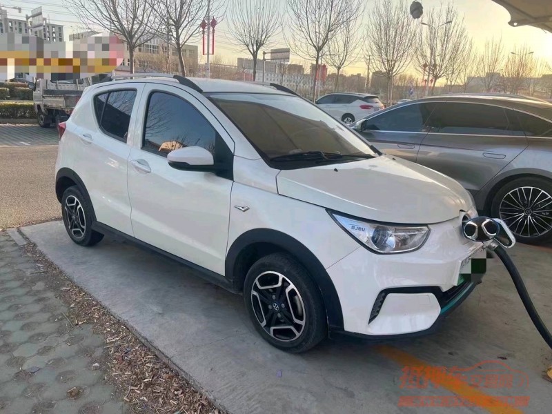 保定20年北汽新能源EC系列3