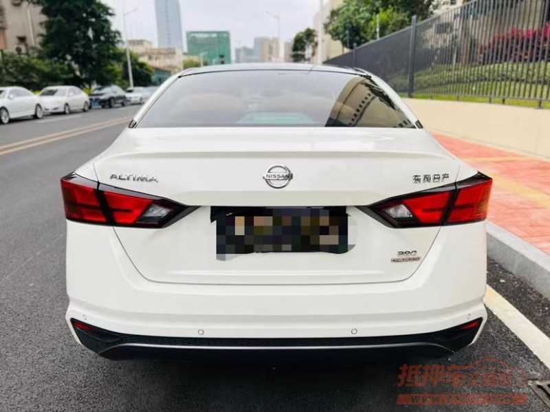 深圳19年日產天籟7