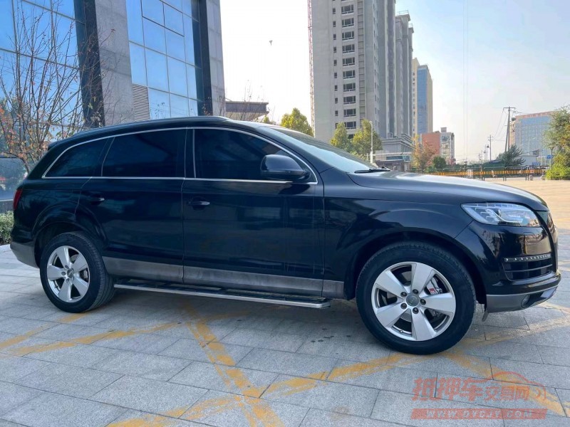 济宁12年奥迪Q73