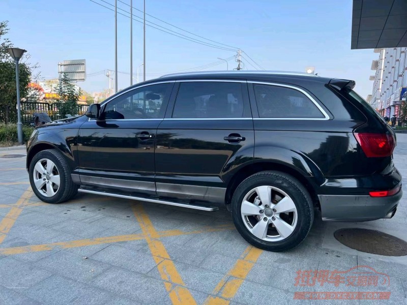 济宁12年奥迪Q78