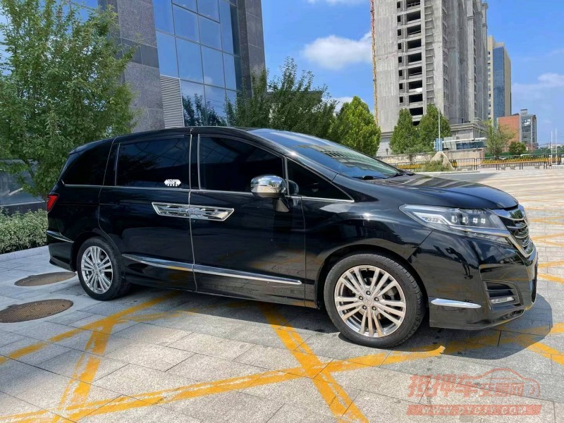 济宁16年本田艾力绅3