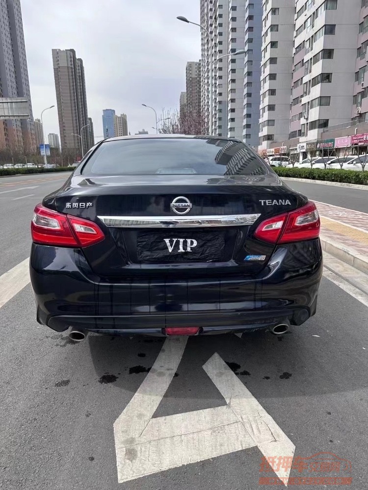 石家庄17年日产天籁2