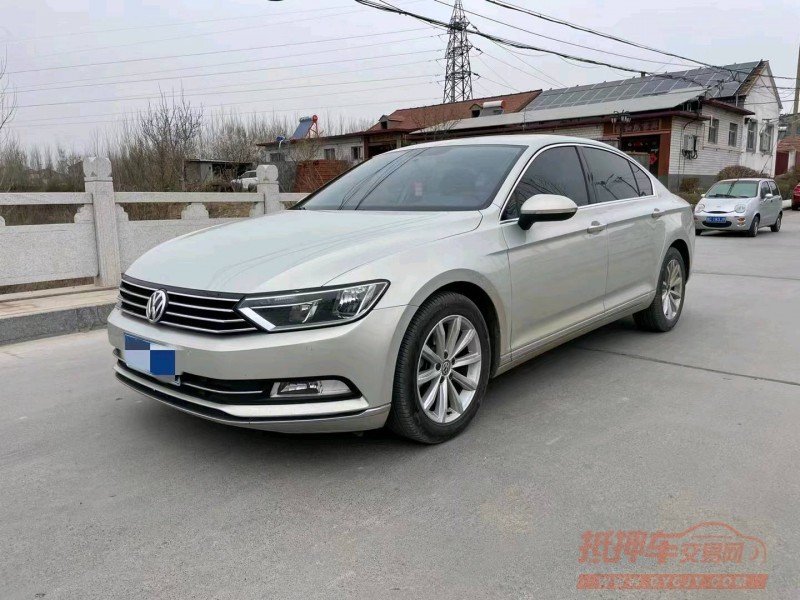 济南17年大众迈腾2