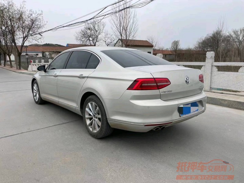 济南17年大众迈腾5