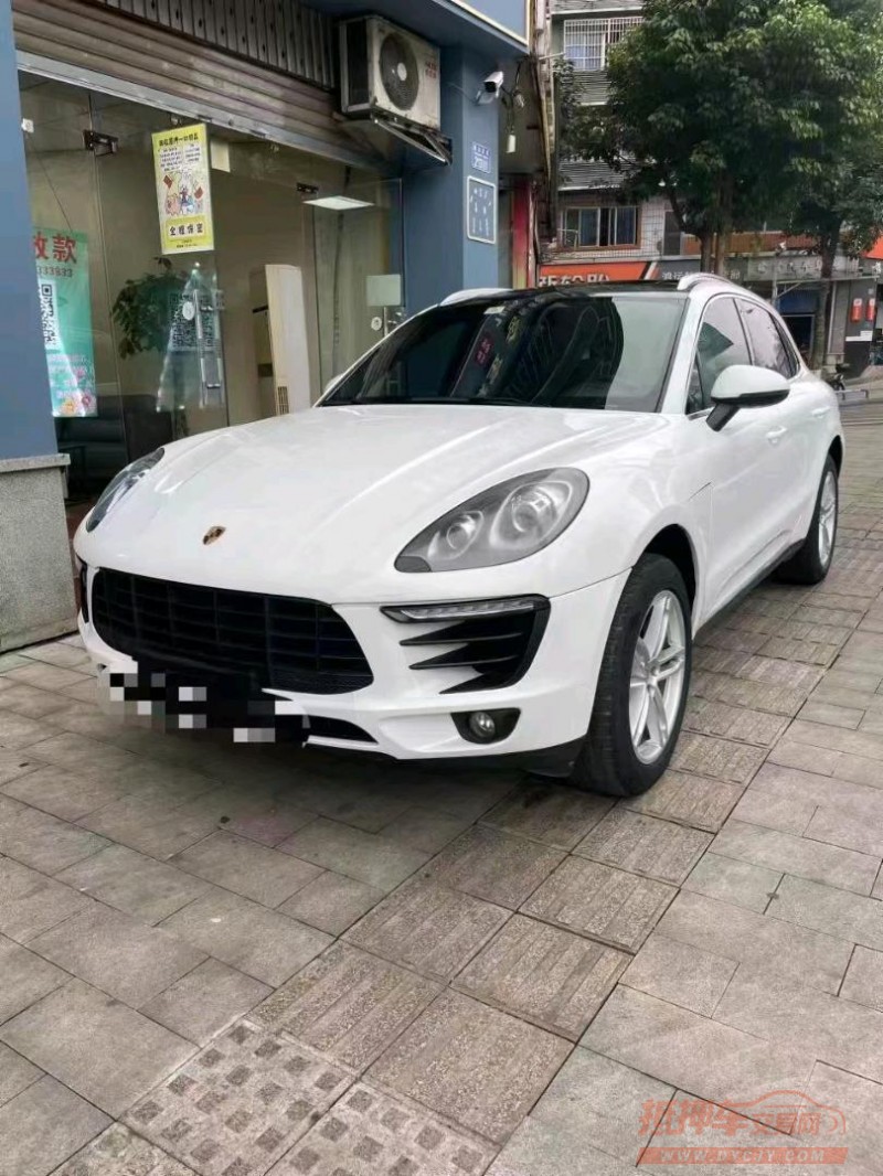 重庆15年保时捷Macan1
