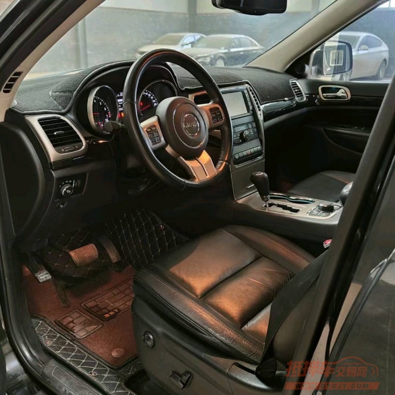 聊城13年Jeep大切诺基4