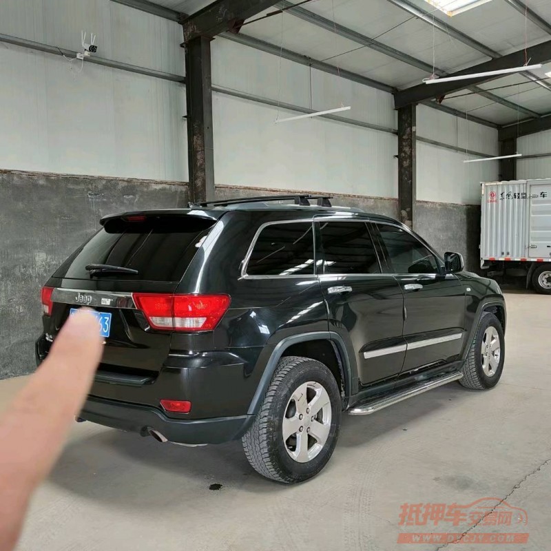 聊城13年Jeep大切诺基9