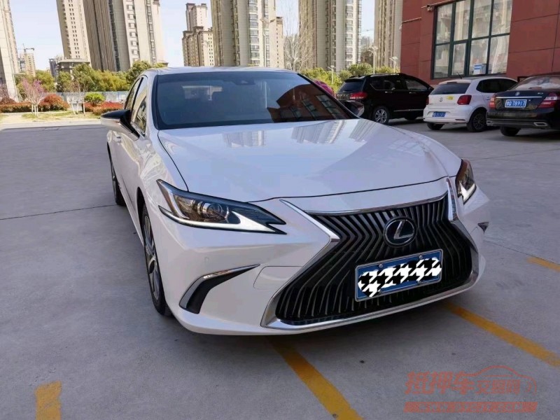 平顶山21年雷克萨斯ES2