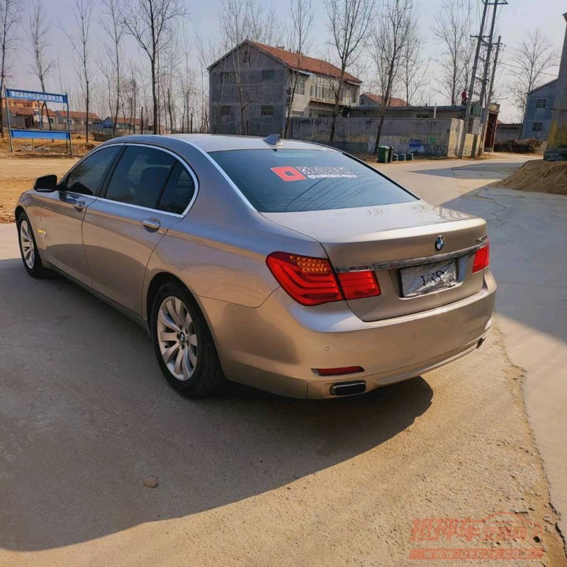 北京11年宝马7系9