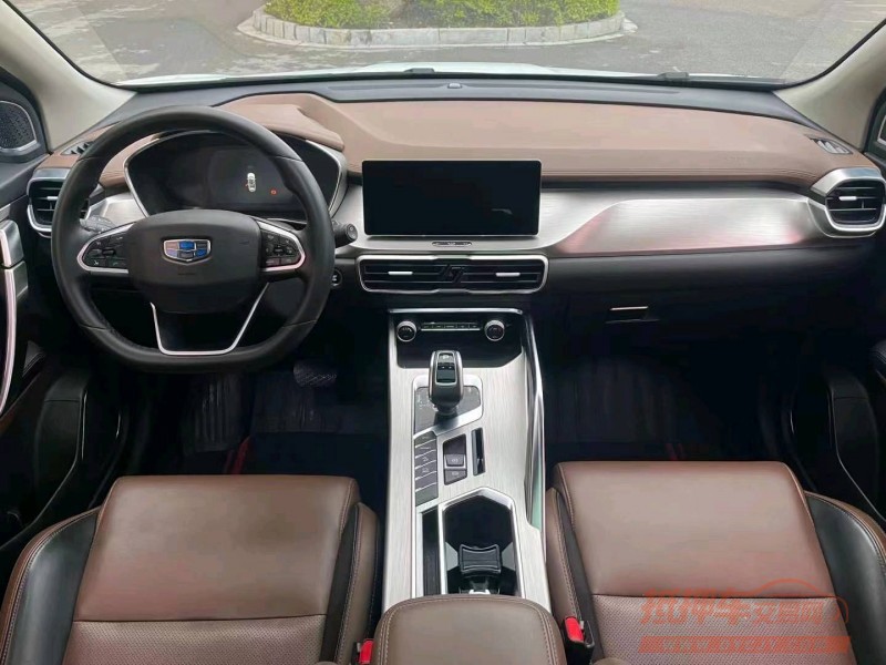 淮南19年吉利缤越6